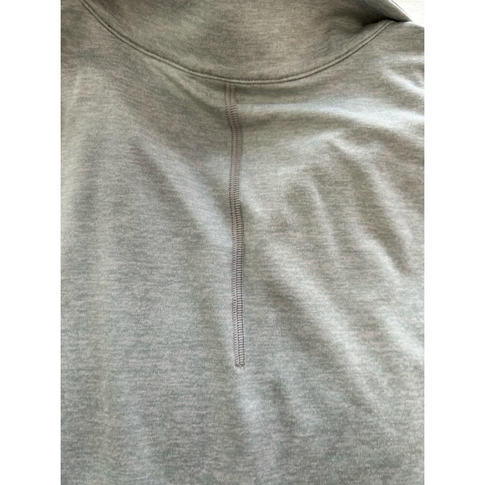 Lululemon Pullover Men's M Gray Metal Vent Tech Quarter Zip Lightweight Training - Picture 3 of 9
